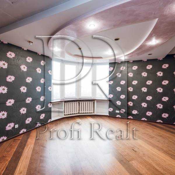 Продажа 2-комнатной квартиры 81 м², Степана Руданского ул., 4-6