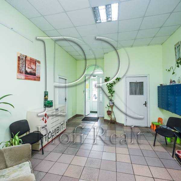 Продажа 2-комнатной квартиры 81 м², Степана Руданского ул., 4-6