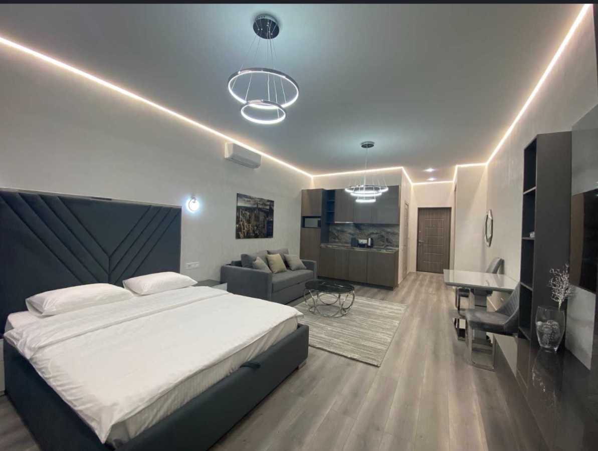 Продажа 1-комнатной квартиры 40 м², Владимира Антоновича ул., 131