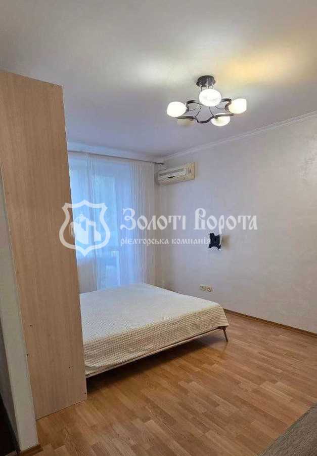 Продажа 1-комнатной квартиры 32.7 м², Михаила Донца ул., 25/89