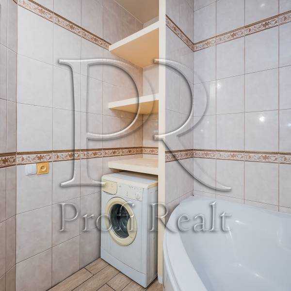 Продажа 1-комнатной квартиры 44 м², Зеленая ул., 25