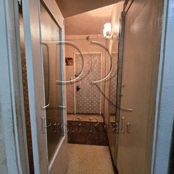 Продажа 1-комнатной квартиры 38 м², Булгакова ул., 8А