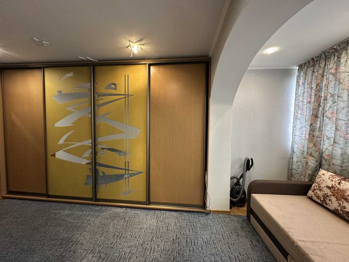 Продажа 3-комнатной квартиры 110 м², Анны Ахматовой ул., 43