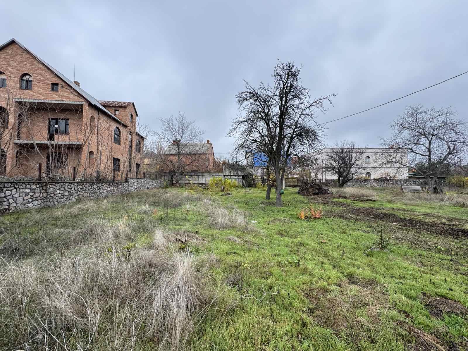 Продаж ділянки під індивідуальне житлове будівництво 21 соток, Правобережна вул.