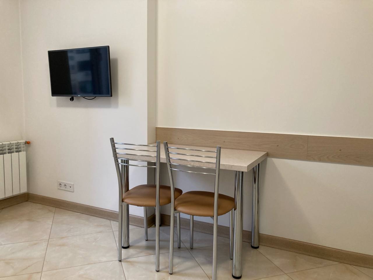 Оренда 1-кімнатної квартири 42 м², В'ячеслава Чорновола вул.