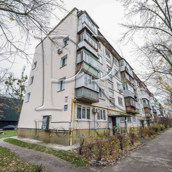 Продажа 2-комнатной квартиры 46 м², Петра Запорожца ул., 12