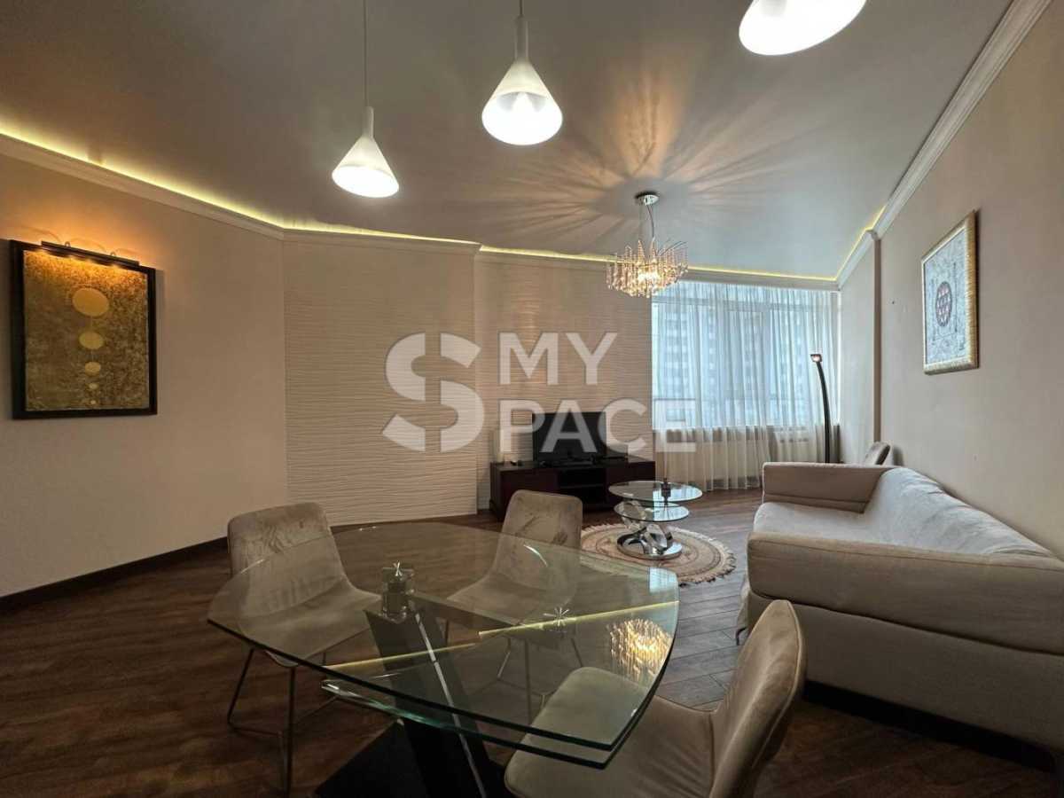 Продажа 3-комнатной квартиры 108 м², Щорса, 44А