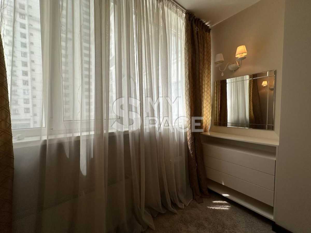 Продажа 3-комнатной квартиры 108 м², Щорса, 44А