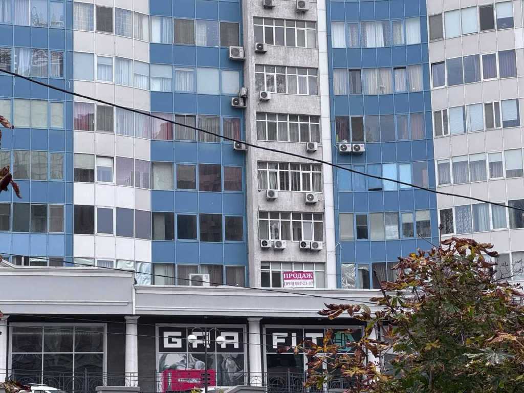 Продажа 1-комнатной квартиры 50.3 м², Генуезька, 5