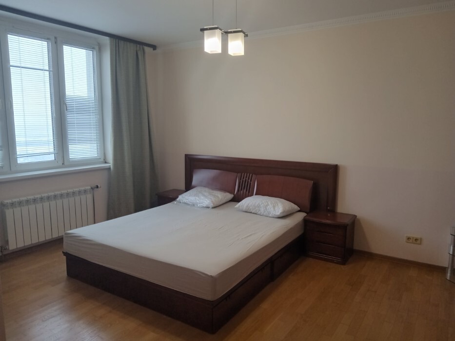 Аренда 3-комнатной квартиры 110 м², Княжий Затон ул., 21