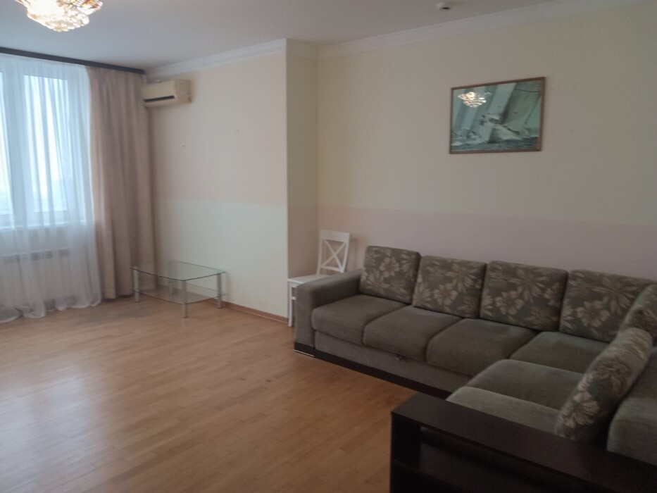 Аренда 3-комнатной квартиры 110 м², Княжий Затон ул., 21