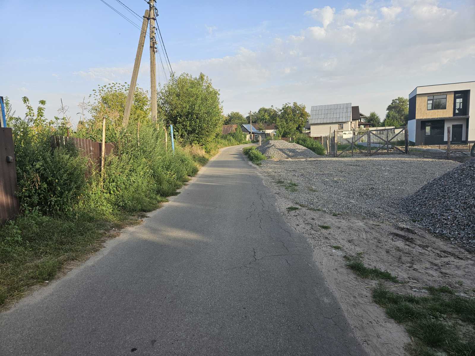 Продаж ділянки під індивідуальне житлове будівництво 0.08 соток