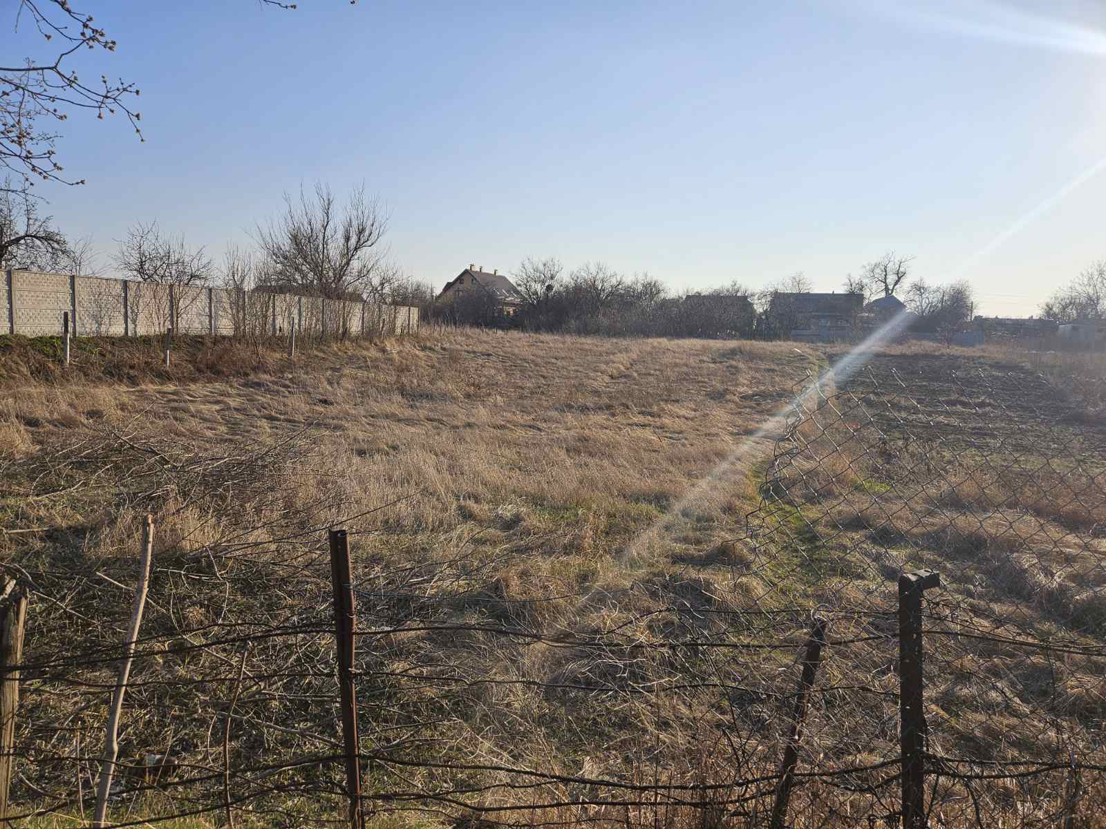 Продаж ділянки під індивідуальне житлове будівництво 0.18 соток