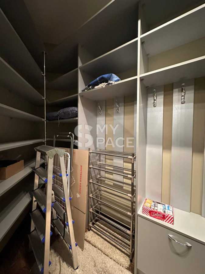 Продаж 3-кімнатної квартири 108 м², Щорса, 44А