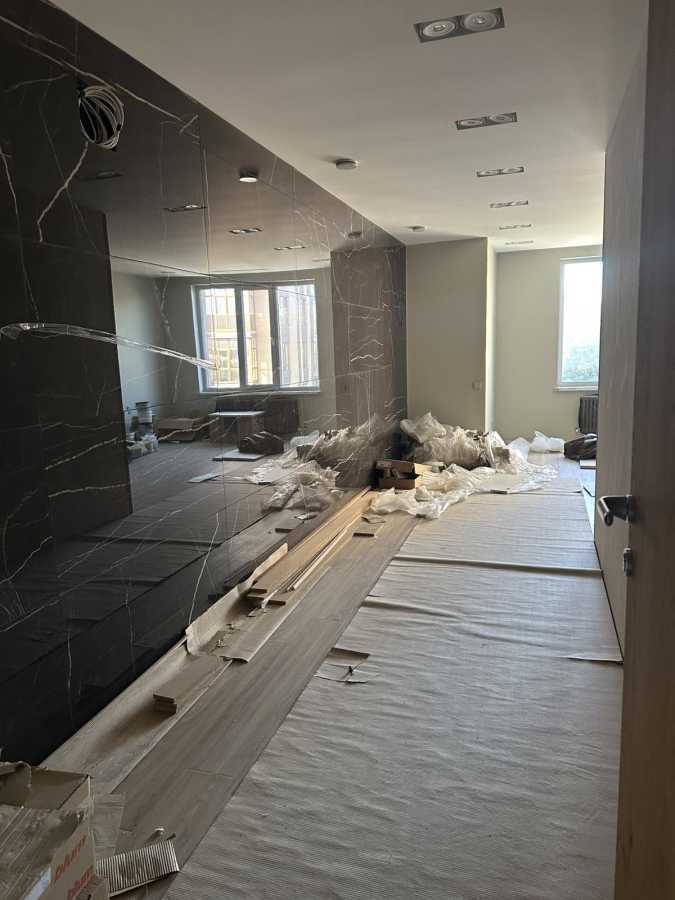 Продажа 3-комнатной квартиры 131.5 м², Парковая ул., 2/2