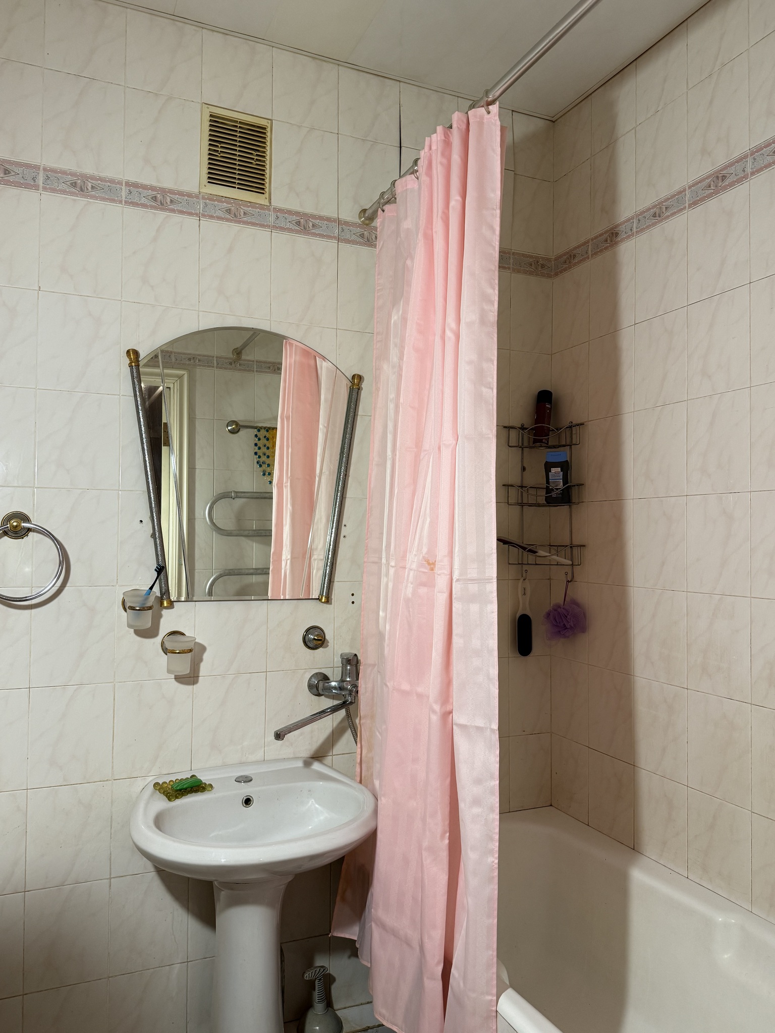 Аренда 2-комнатной квартиры 56 м², Леонида Жаботинского ул., 33/6