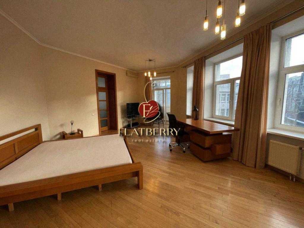 Продажа 3-комнатной квартиры 100 м², Лютеранская ул., 27/29