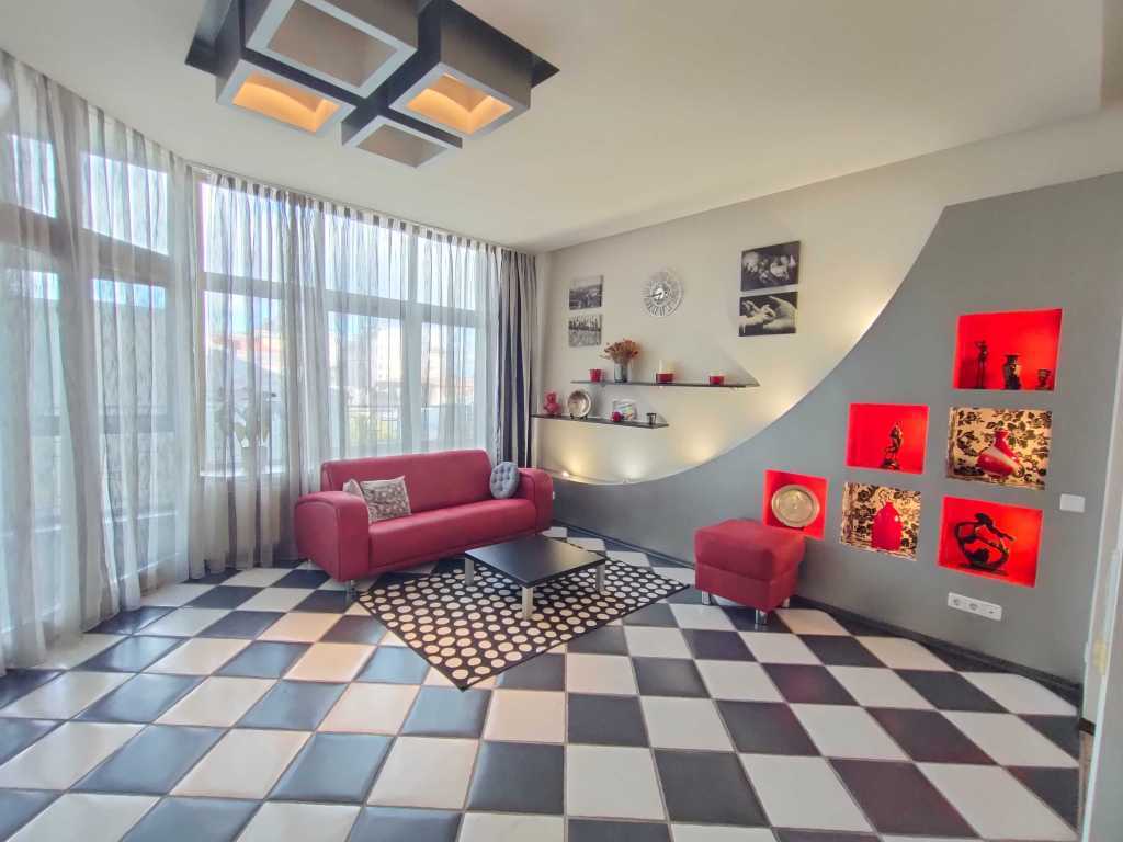 Оренда 3-кімнатної квартири 86 м², Володимирська вул., 49А