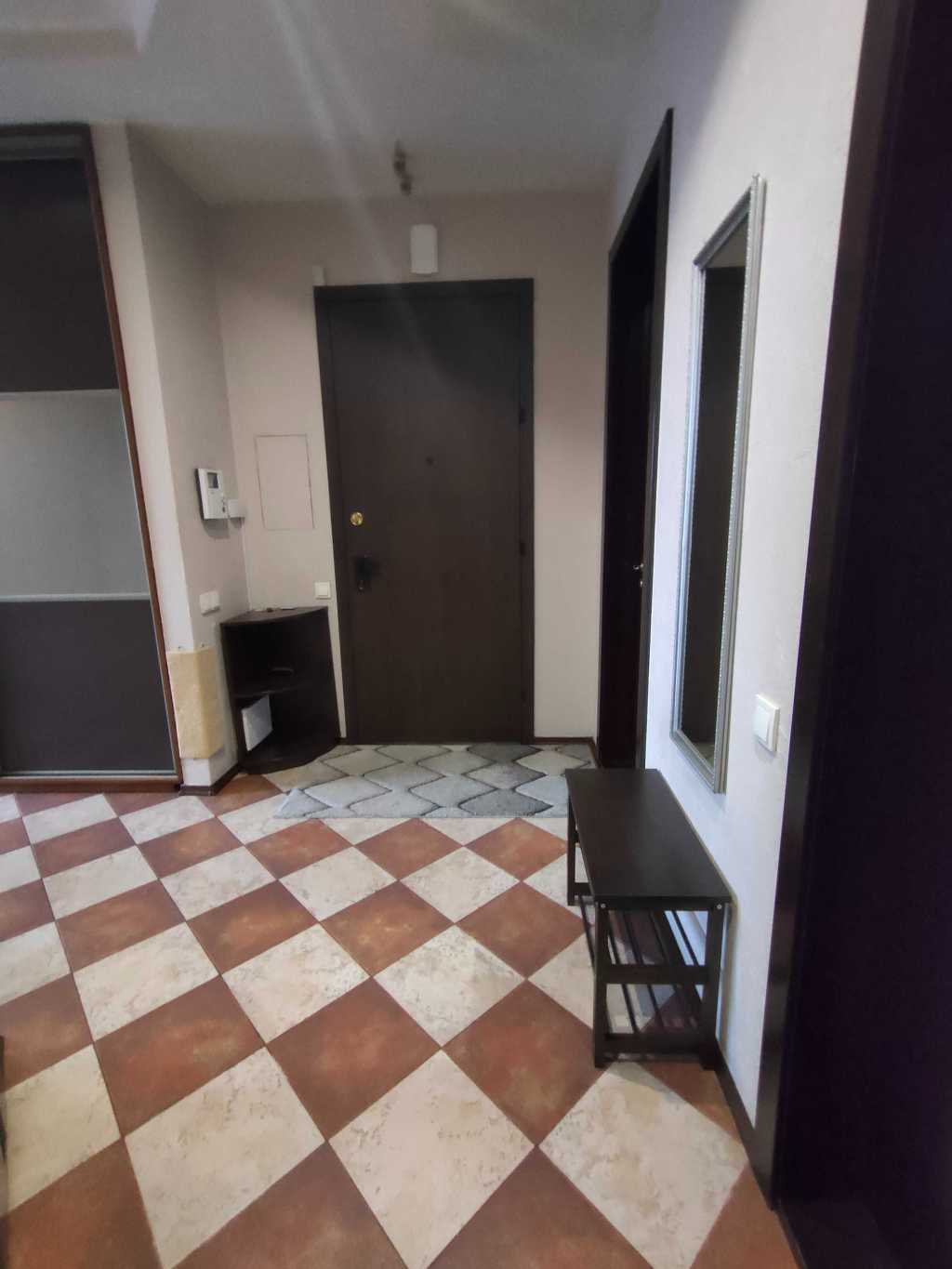 Оренда 3-кімнатної квартири 86 м², Володимирська вул., 49А