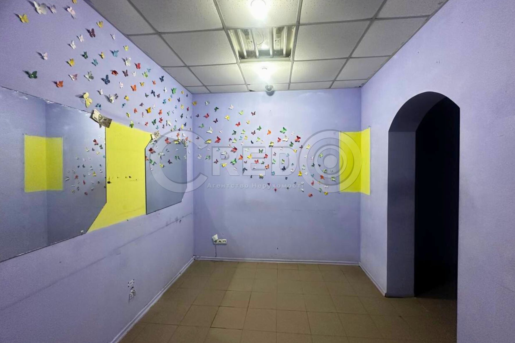 Продажа магазина 31.9 м², Солнечный мркн. ул.