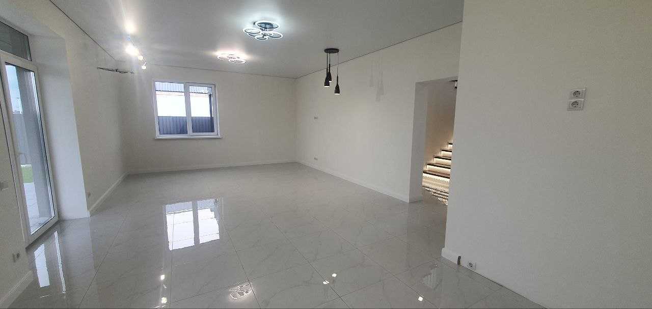 Продажа дома 228 м², Сунична