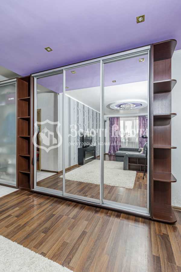 Продажа 1-комнатной квартиры 62 м², Тернівська, 2б