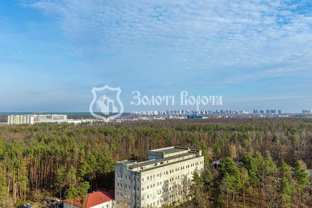 Продажа 3-комнатной квартиры 105.4 м², Пономарева ул., 26/1