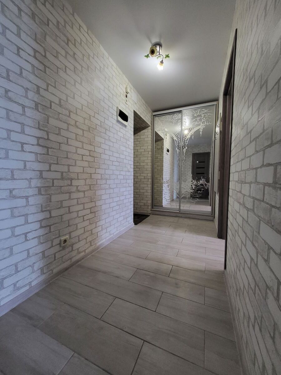 Аренда 1-комнатной квартиры 40 м², Героев Сталинграда ул.