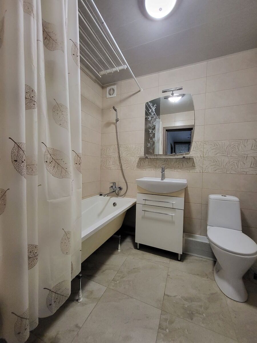 Аренда 1-комнатной квартиры 40 м², Героев Сталинграда ул.