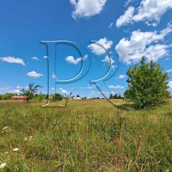 Продаж ділянки під індивідуальне житлове будівництво 0.25 соток, Молодіжна вулиця 1