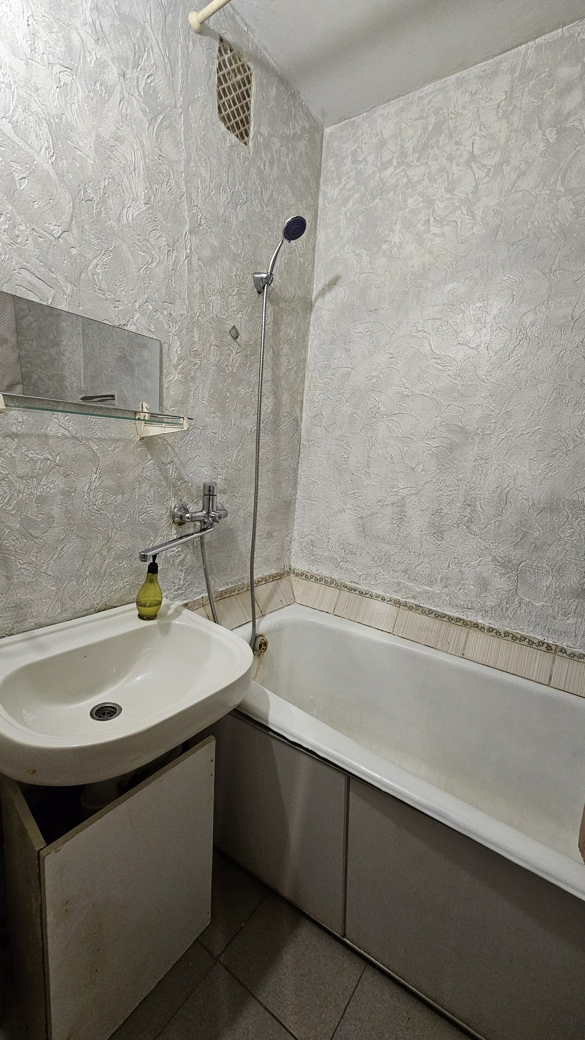 Аренда 1-комнатной квартиры 40 м², Приречная ул., 17Г