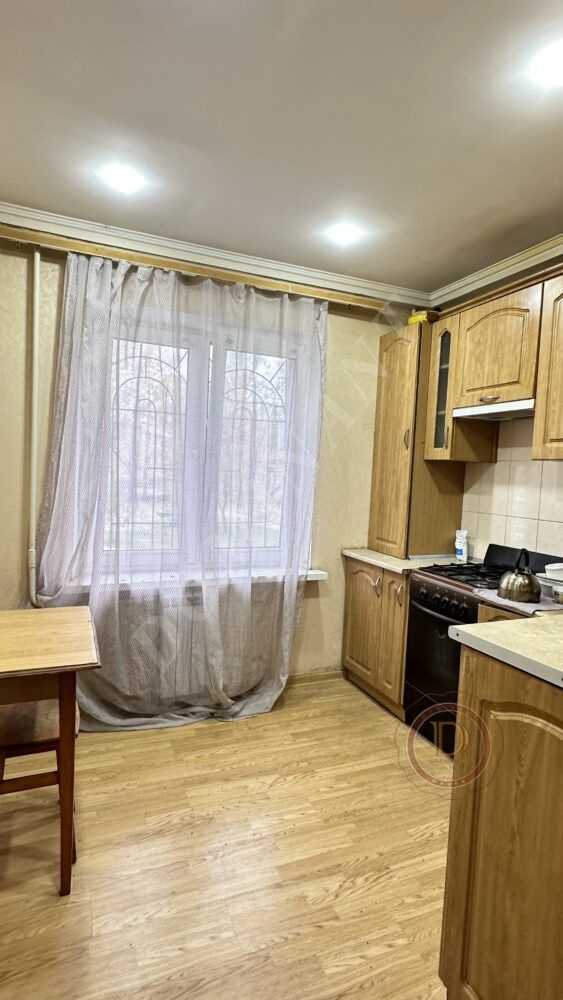 Продажа 3-комнатной квартиры 69 м², Юбилейный просп., 22