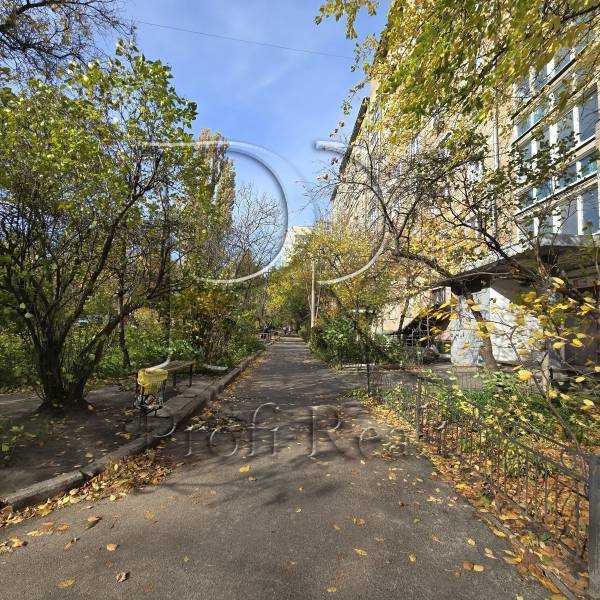 Продажа 1-комнатной квартиры 32 м², Преображенская ул., 16