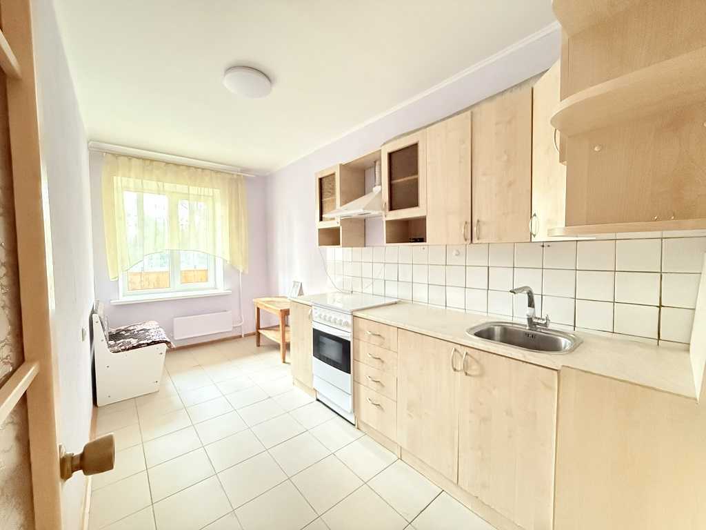 Продажа 3-комнатной квартиры 80 м², Сержа Лифаря ул., 11А