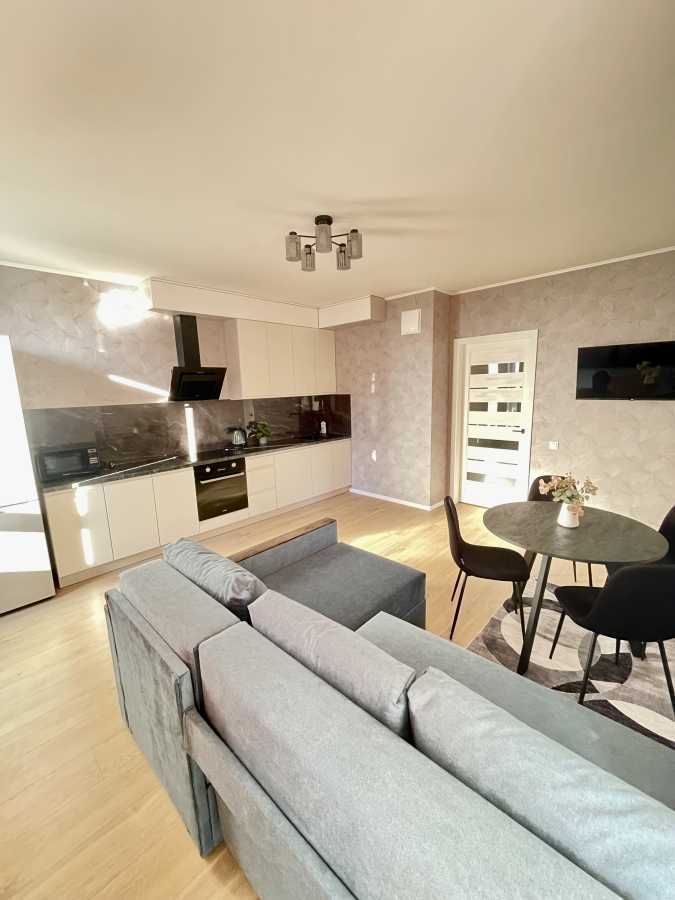 Оренда 2-кімнатної квартири 69 м², Олександра Олеся вул., 10