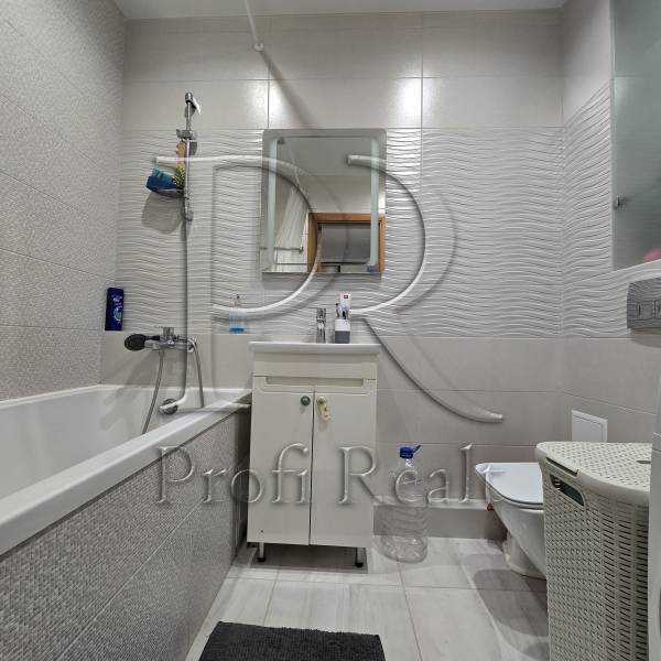 Продажа 1-комнатной квартиры 43 м², Ломоносова ул., 36А