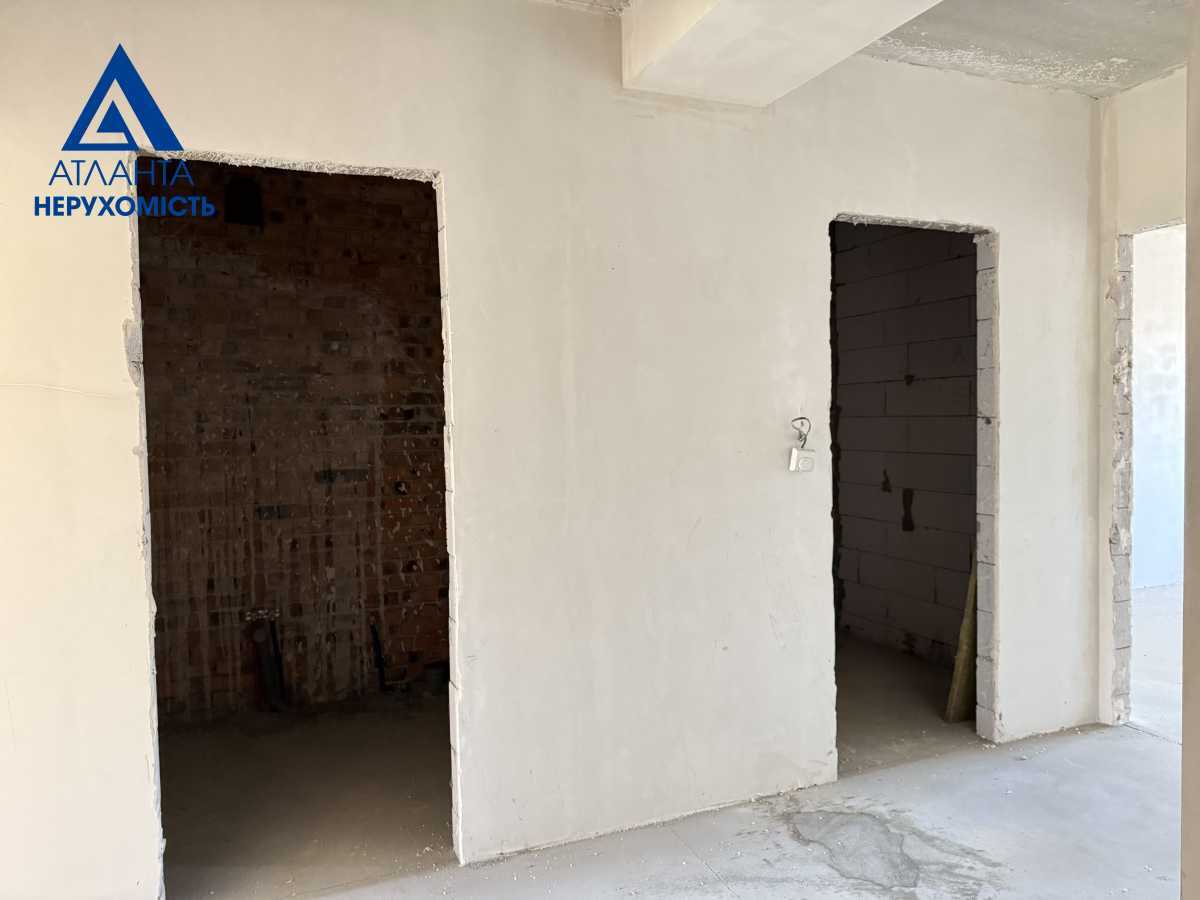 Продажа 2-комнатной квартиры 68.8 м², Возрождения просп., 32