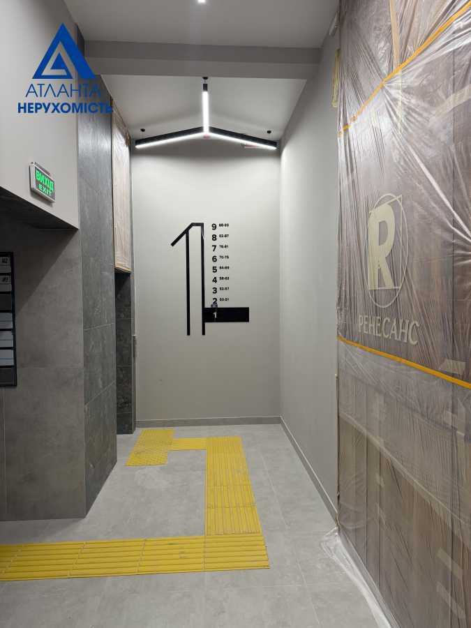 Продажа 2-комнатной квартиры 68.8 м², Возрождения просп., 32