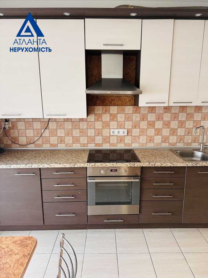Продажа 3-комнатной квартиры 88 м², Максима Кривоноса ул., 23