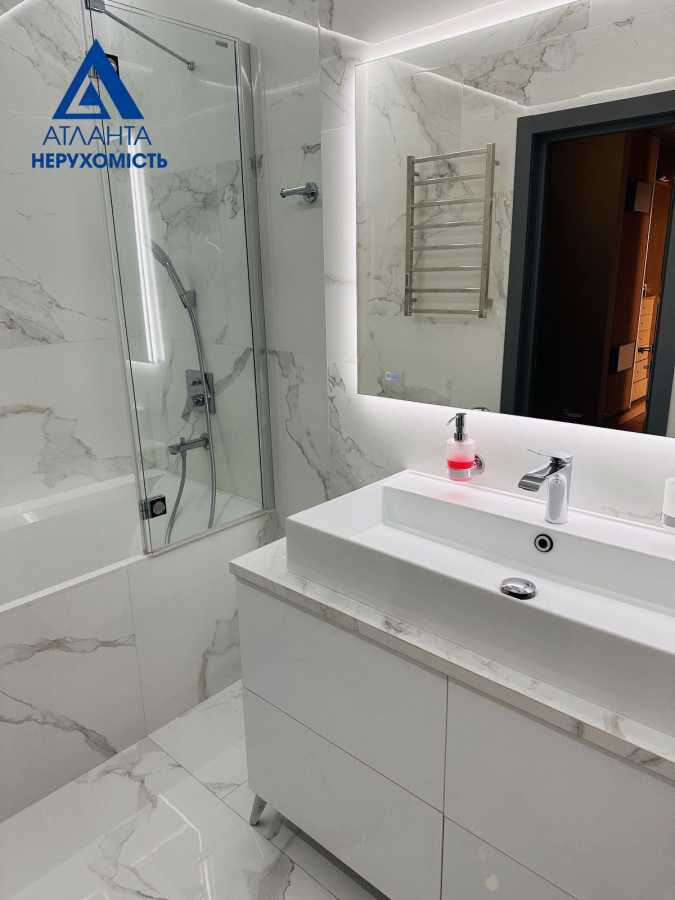 Продажа 3-комнатной квартиры 88 м², Максима Кривоноса ул., 23