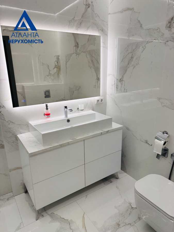 Продажа 3-комнатной квартиры 88 м², Максима Кривоноса ул., 23