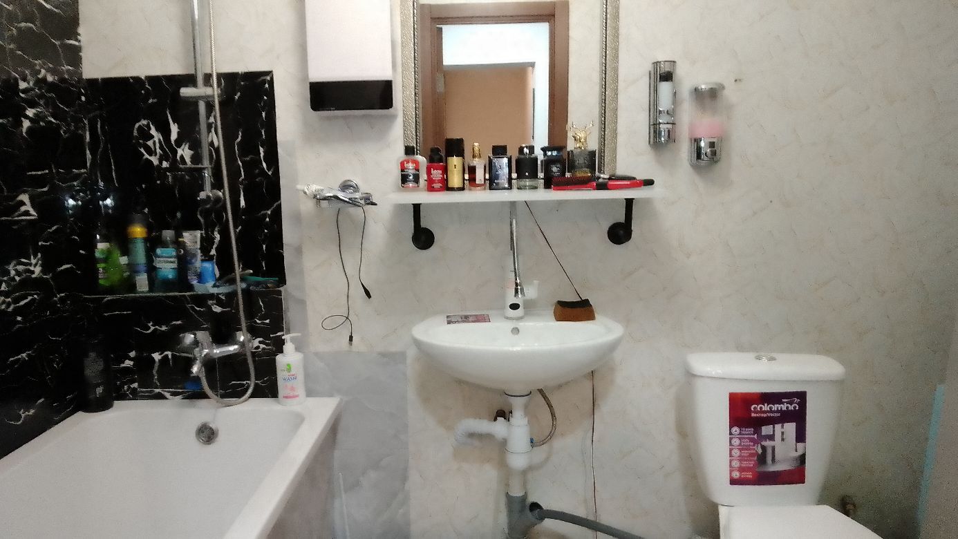 Продаж 1-кімнатної квартири 51 м², Моторний пров., 11а