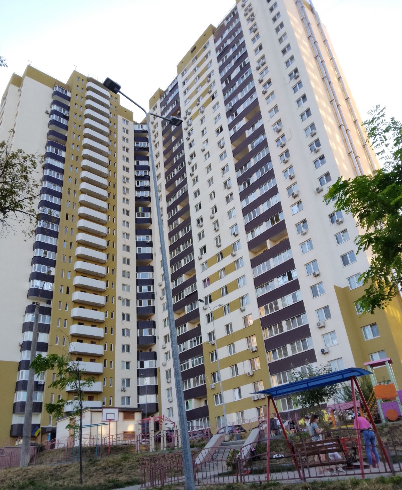 Продаж 1-кімнатної квартири 51 м², Моторний пров., 11а