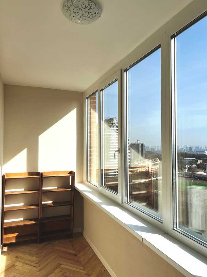 Аренда 3-комнатной квартиры 100 м², Леси Украинки бул., 21Б