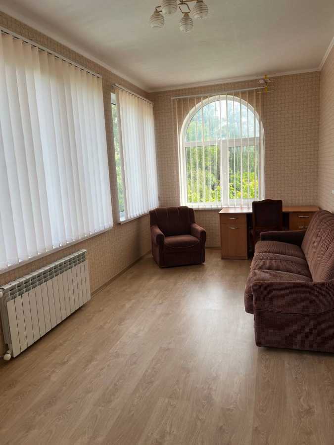 Продажа 2-комнатной квартиры 80 м², Свободи