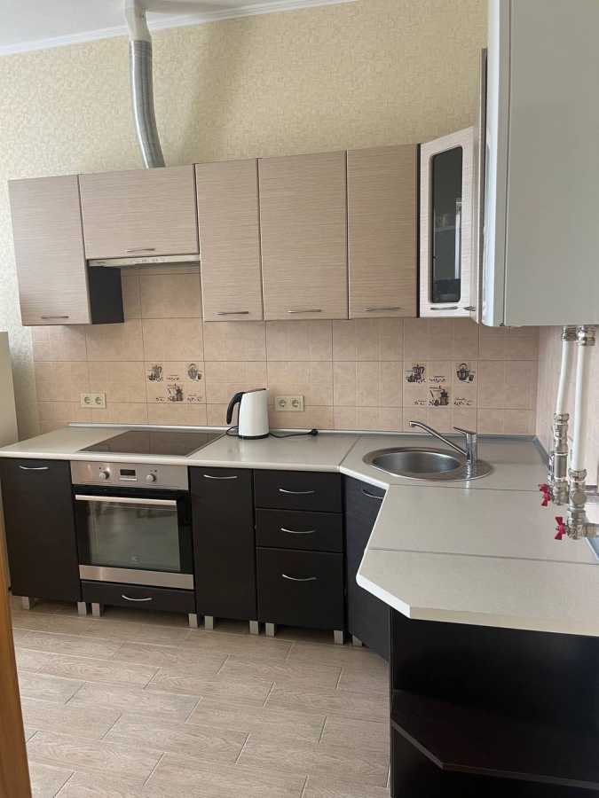 Продажа 2-комнатной квартиры 80 м², Свободи