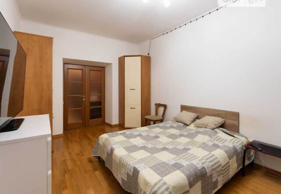 Оренда 2-кімнатної квартири 60 м², Старокиївська вул., 27