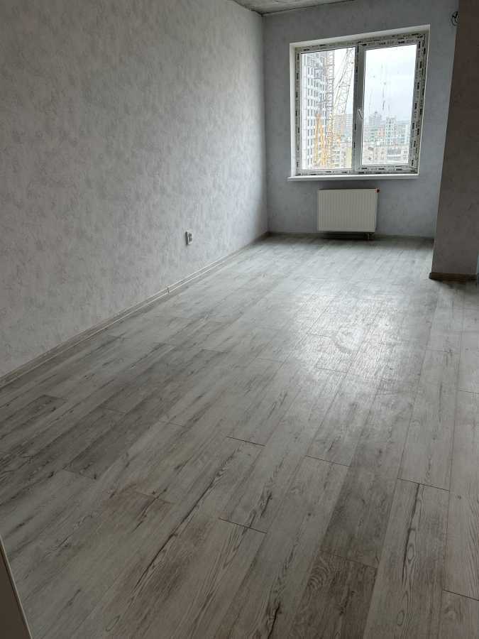 Продаж 1-кімнатної квартири 37 м², Металургів вул., 35