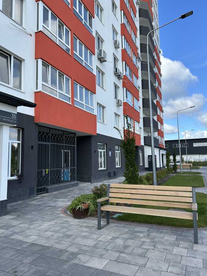 Продаж 1-кімнатної квартири 37 м², Металургів вул., 35