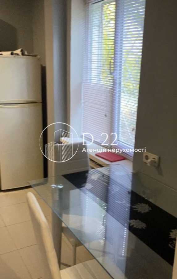 Продажа 1-комнатной квартиры 34.5 м², Ревуцкого ул., 7